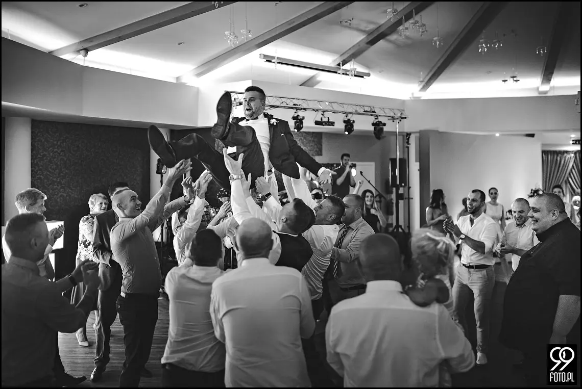 restauracja tiffany wola filipowska, fotograf na ślub krzeszowice, first look na dachu wieżowca