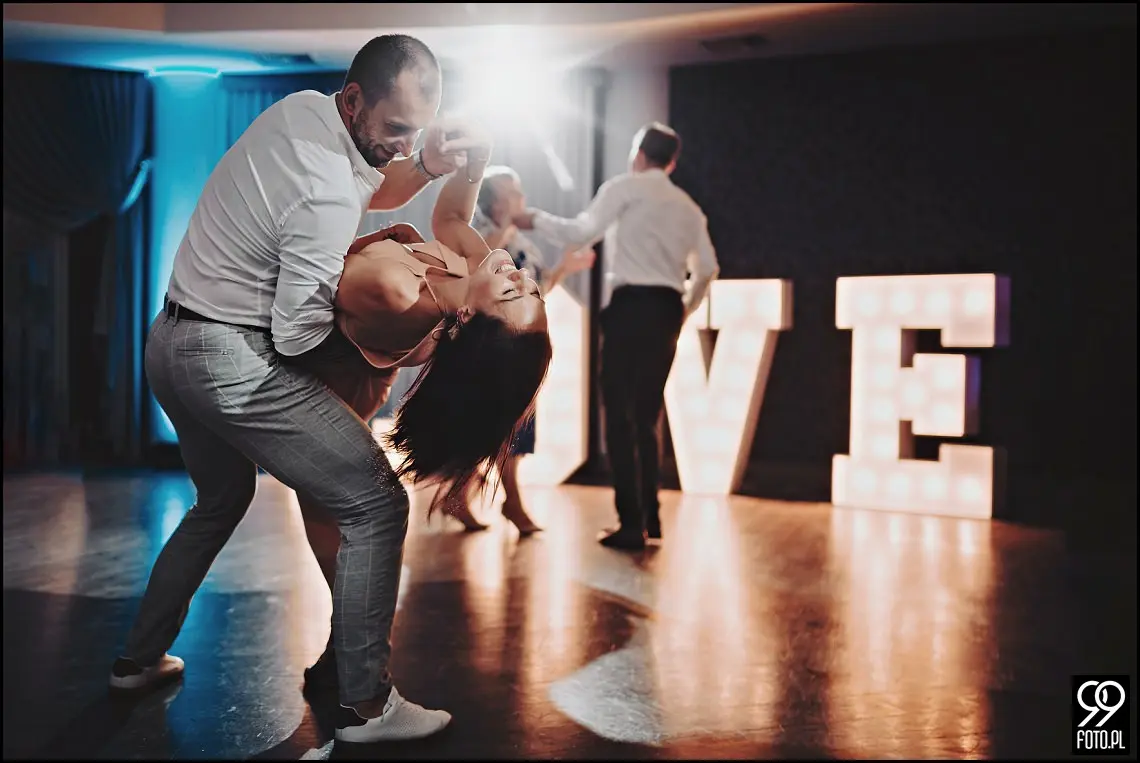 restauracja tiffany wola filipowska, fotograf na ślub krzeszowice, first look na dachu wieżowca