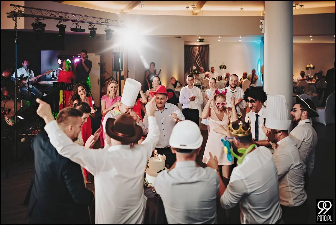 restauracja tiffany wola filipowska, fotograf na ślub krzeszowice, first look na dachu wieżowca