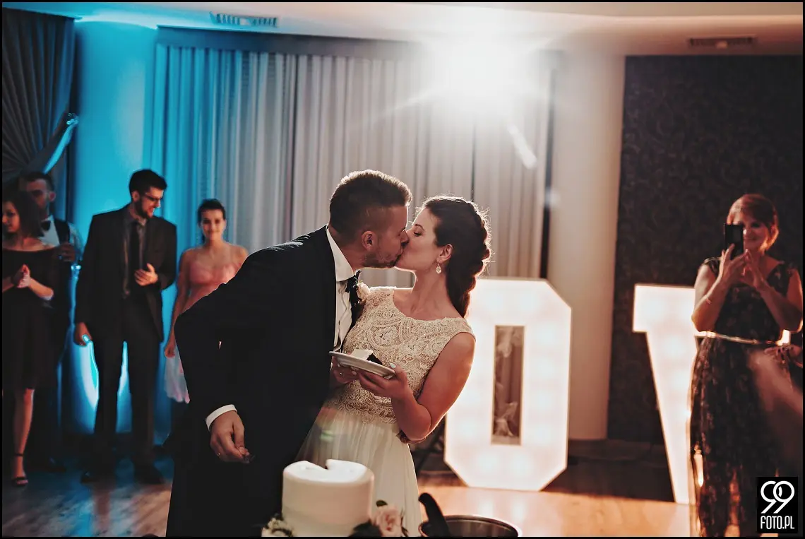 restauracja tiffany wola filipowska, fotograf na ślub krzeszowice, first look na dachu wieżowca