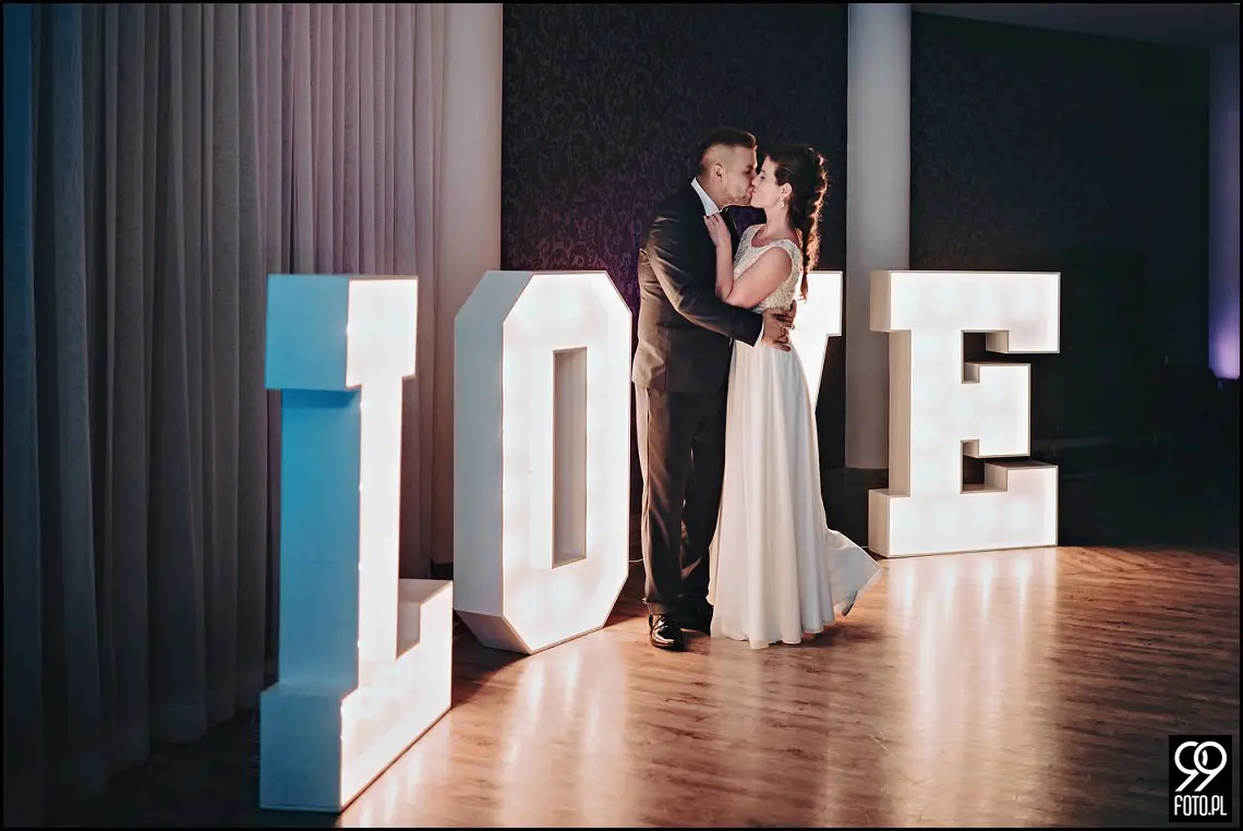 restauracja tiffany wola filipowska, fotograf na ślub krzeszowice, first look na dachu wieżowca