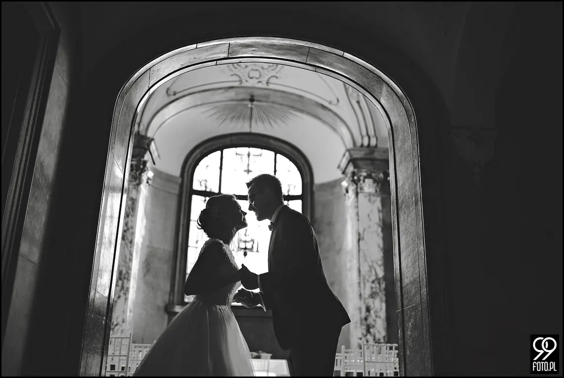 pałac goetzów okocimskich, plener ślubny pomysły, sesja ślubna kraków gdzie, sesja ślubna jesienią