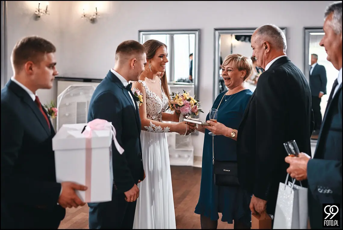 Hotel Junior Skotnicka, dobry fotograf ślubny Skawina, zdjęcia ślubne w Skawinie