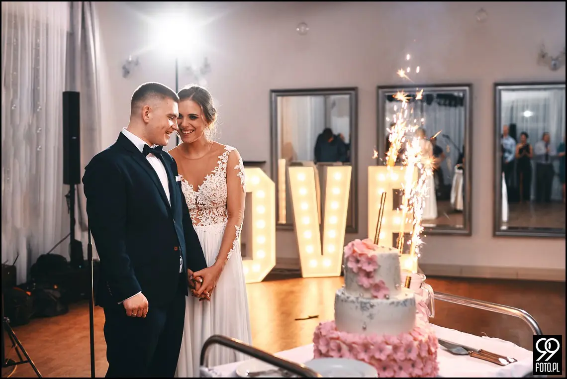 Hotel Junior Skotnicka, dobry fotograf ślubny Skawina, zdjęcia ślubne w Skawinie