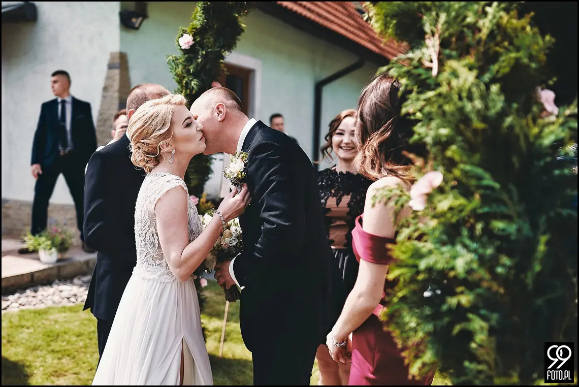 dobry fotograf na wesele, wesele w Tokarni, strażackie tradycje weselne