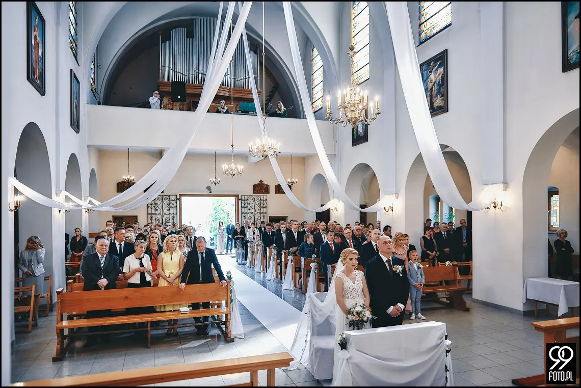 dobry fotograf na wesele, wesele w Tokarni, strażackie tradycje weselne