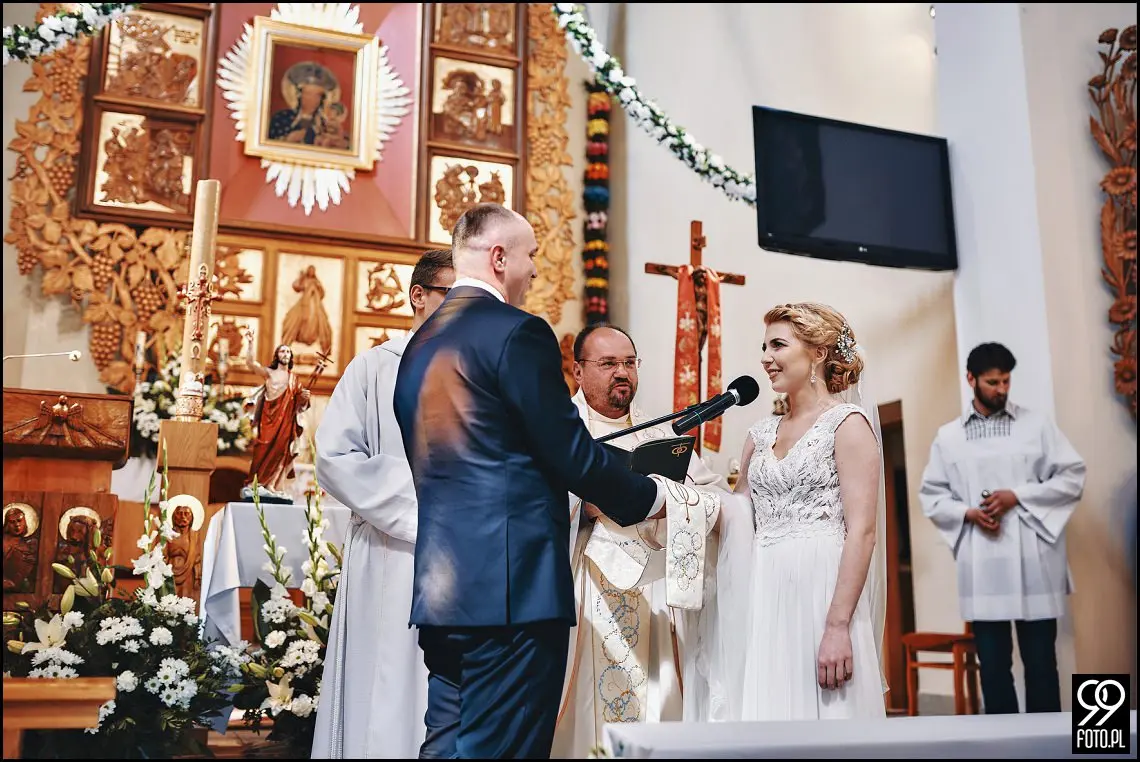 dobry fotograf na wesele, wesele w Tokarni, strażackie tradycje weselne