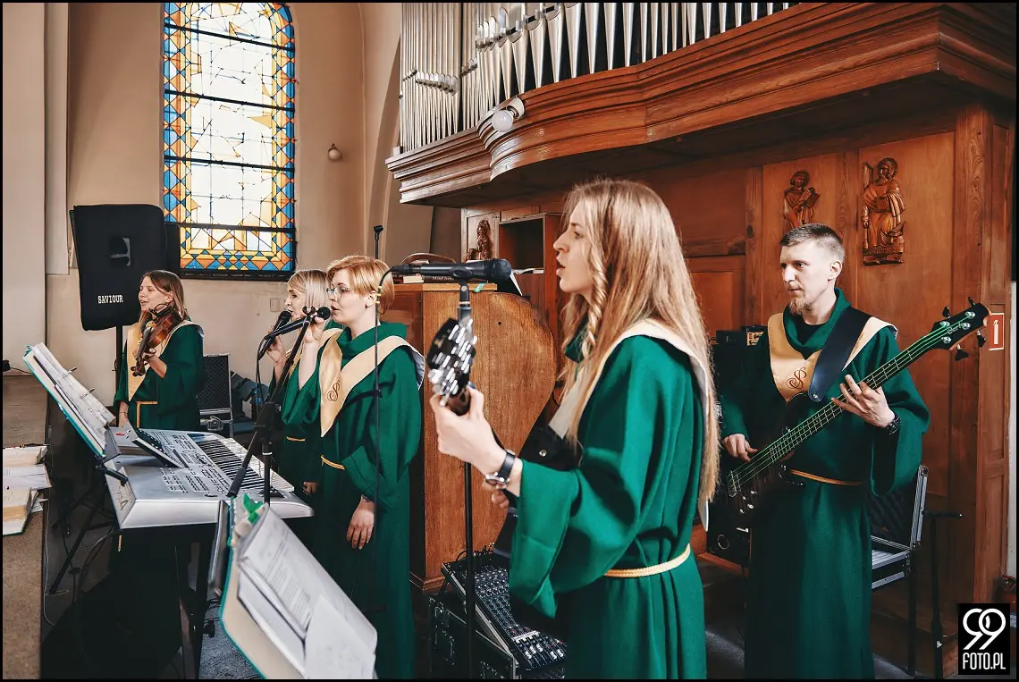 dobry fotograf na wesele, wesele w Tokarni, strażackie tradycje weselne