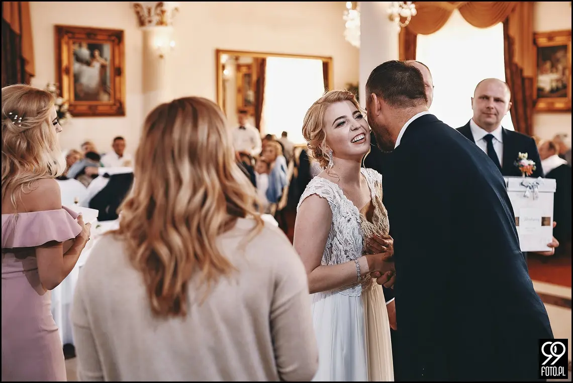 dobry fotograf na wesele, wesele w Tokarni, strażackie tradycje weselne