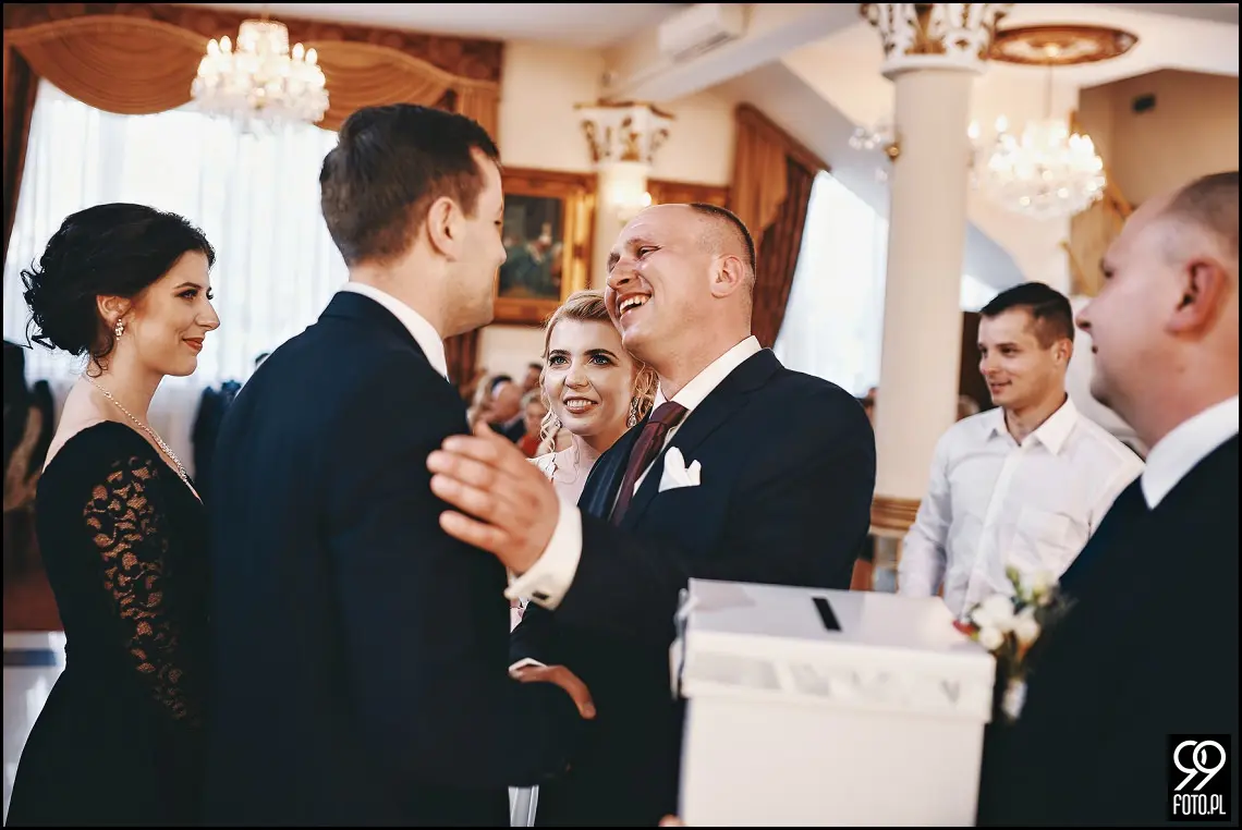 dobry fotograf na wesele, wesele w Tokarni, strażackie tradycje weselne