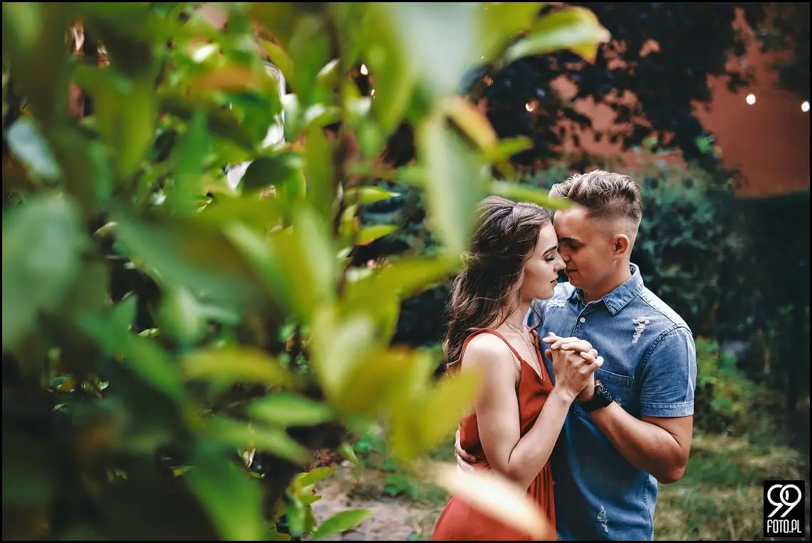 pomysł na sesję zdjęciową, ciekawe miejsca w krakowie, zdjęcia pary młodej w plenerze