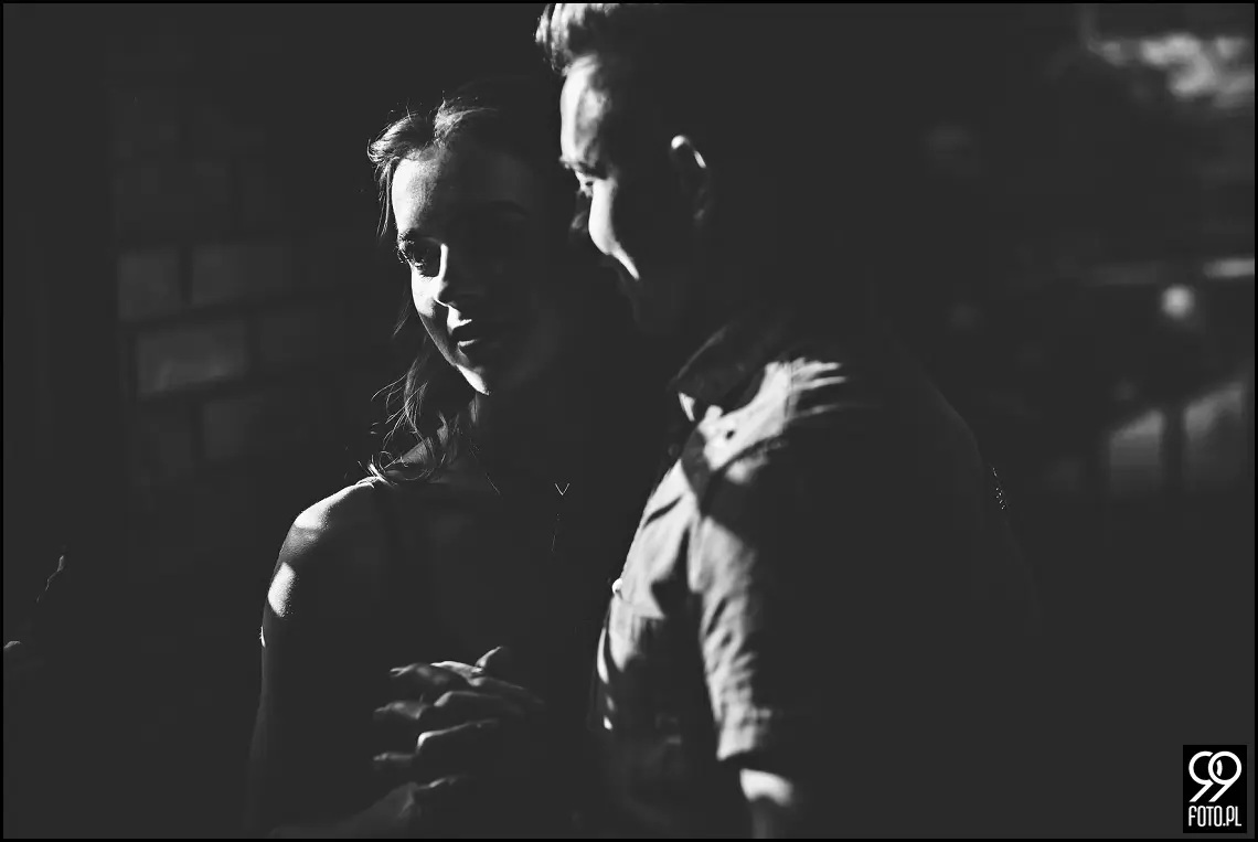 pomysł na sesję zdjęciową, ciekawe miejsca w krakowie, zdjęcia pary młodej w plenerze