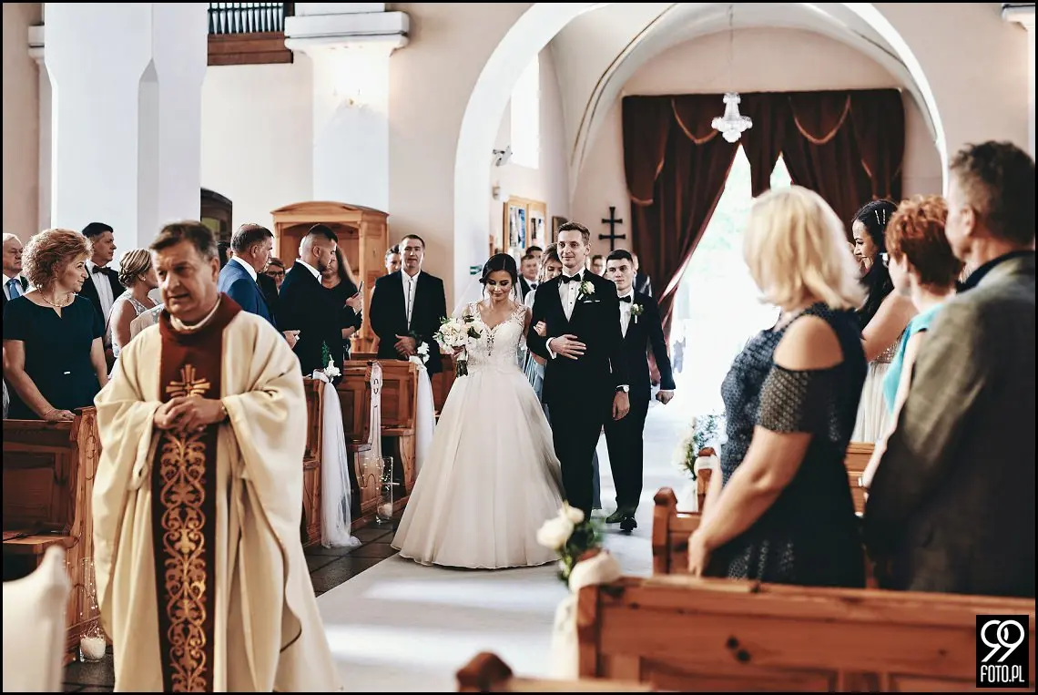 hotel zameczek książ wielki, ślubne iskierki miłości, fotograf na wesele Miechów