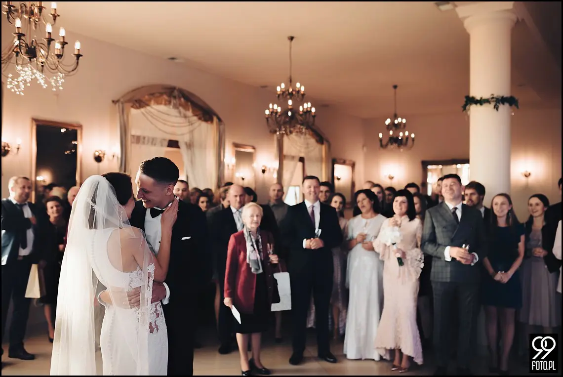 wesele glamour, ślub w stylu glamour, dworek fantazja skomielna biała