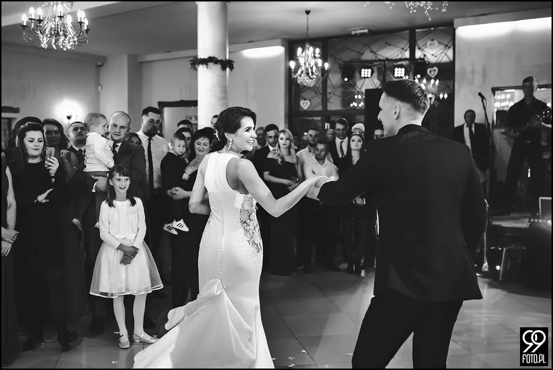 wesele glamour, ślub w stylu glamour, dworek fantazja skomielna biała