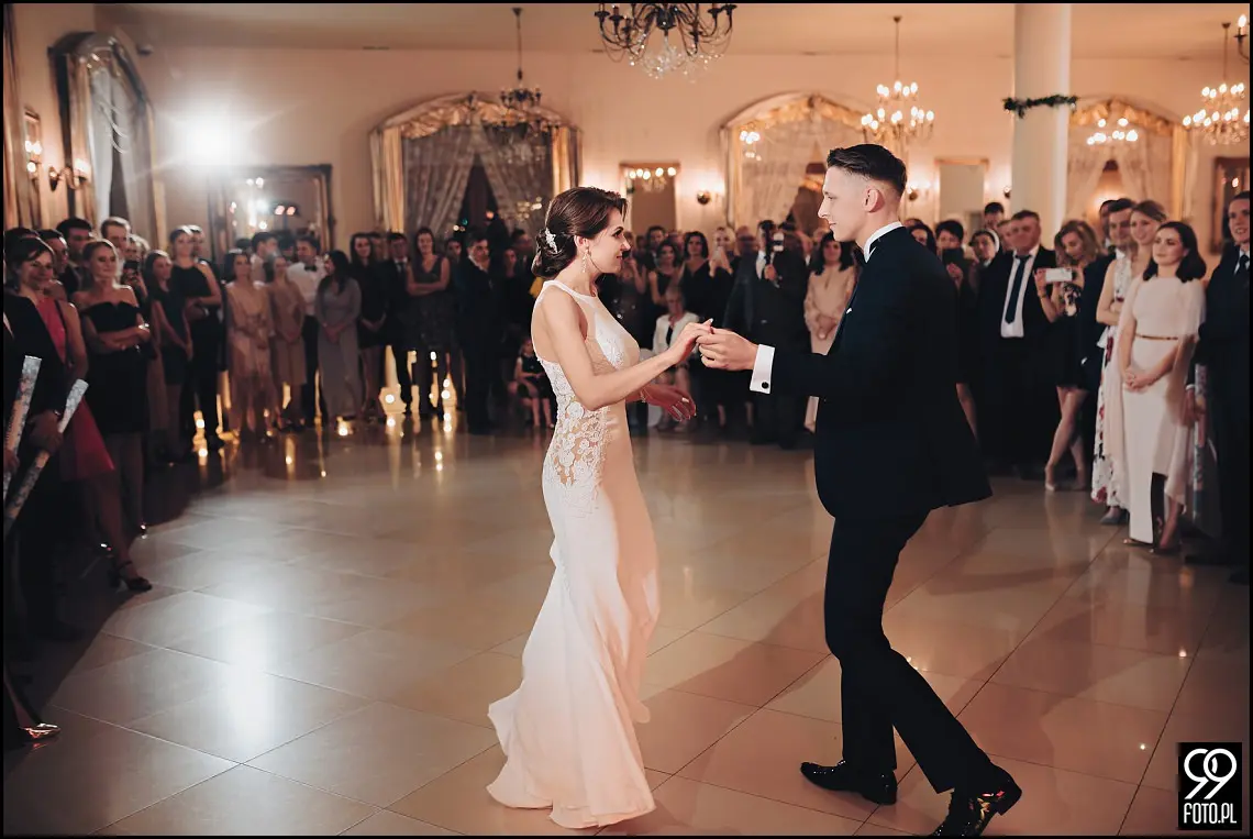 wesele glamour, ślub w stylu glamour, dworek fantazja skomielna biała