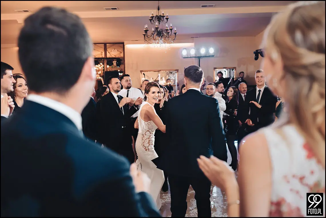 wesele glamour, ślub w stylu glamour, dworek fantazja skomielna biała