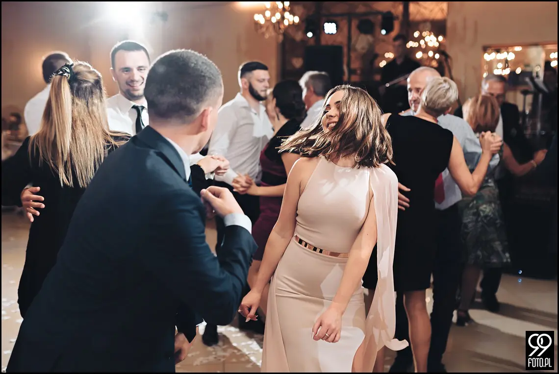 wesele glamour, ślub w stylu glamour, dworek fantazja skomielna biała