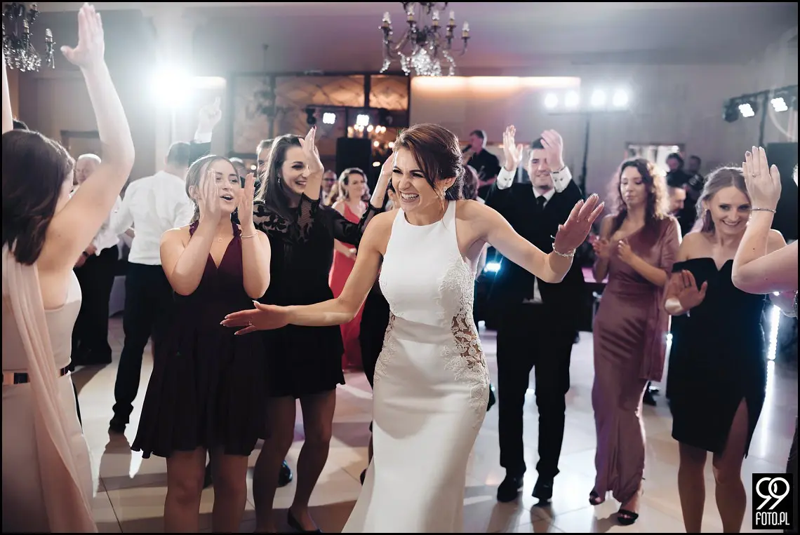 wesele glamour, ślub w stylu glamour, dworek fantazja skomielna biała