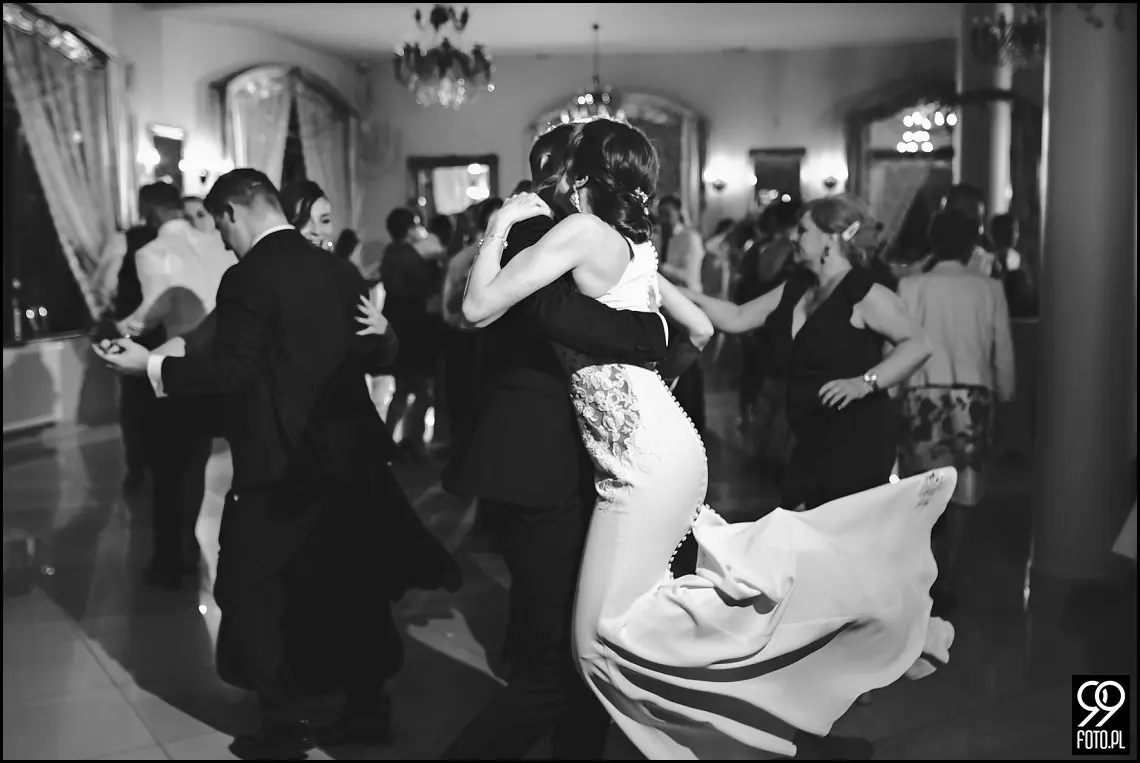 wesele glamour, ślub w stylu glamour, dworek fantazja skomielna biała