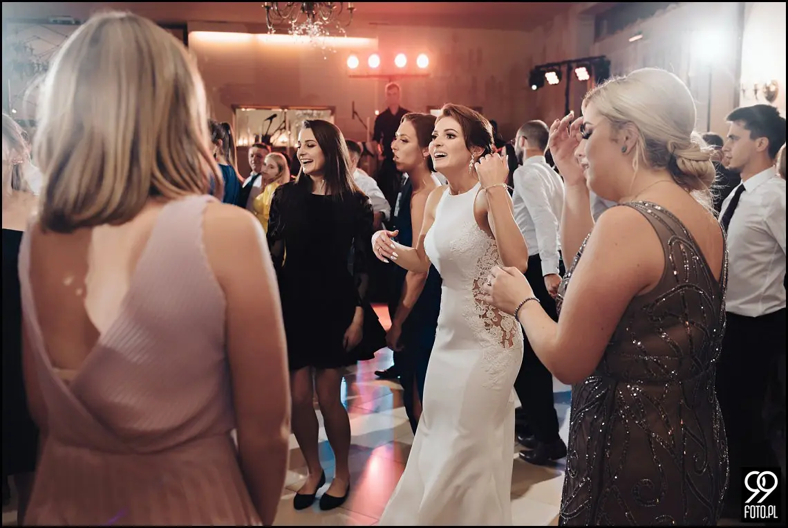 wesele glamour, ślub w stylu glamour, dworek fantazja skomielna biała