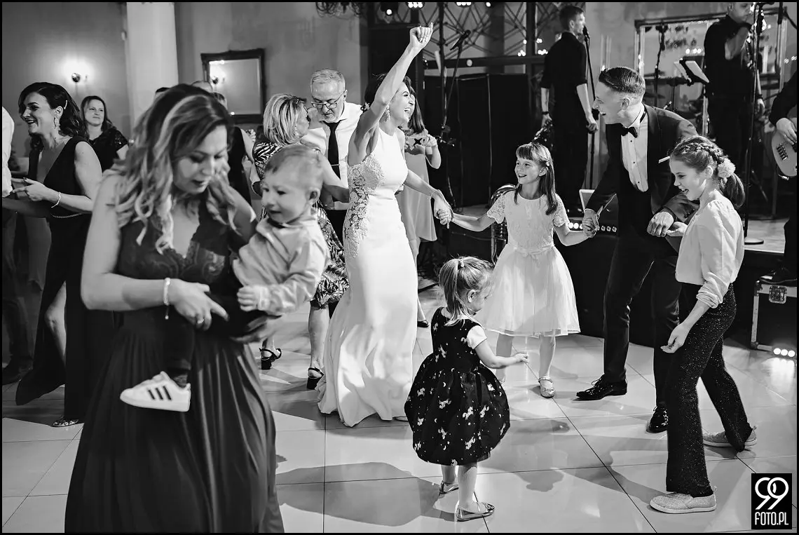 wesele glamour, ślub w stylu glamour, dworek fantazja skomielna biała