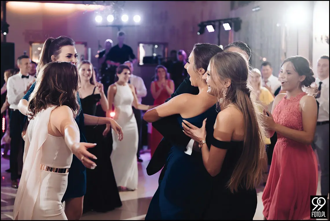 wesele glamour, ślub w stylu glamour, dworek fantazja skomielna biała