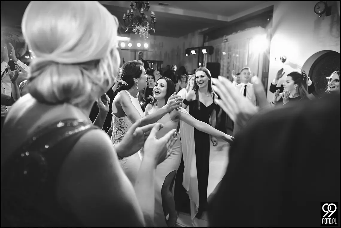 wesele glamour, ślub w stylu glamour, dworek fantazja skomielna biała