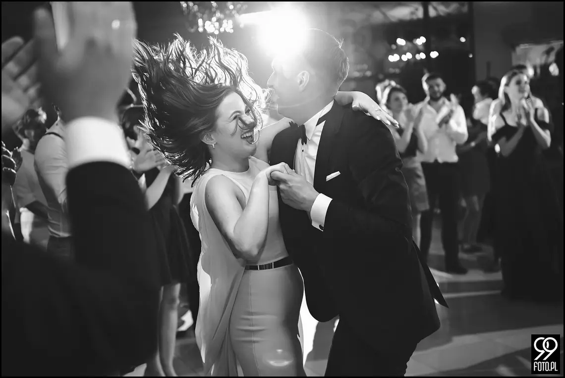 wesele glamour, ślub w stylu glamour, dworek fantazja skomielna biała