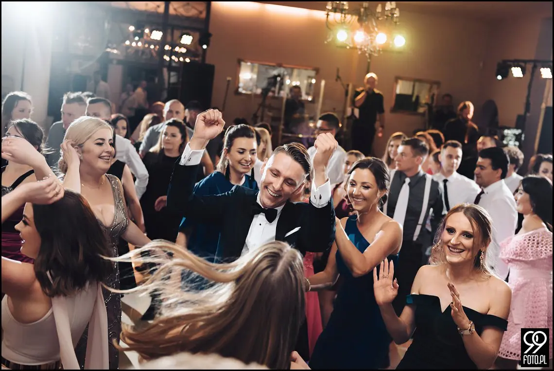 wesele glamour, ślub w stylu glamour, dworek fantazja skomielna biała