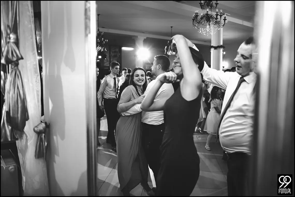 wesele glamour, ślub w stylu glamour, dworek fantazja skomielna biała