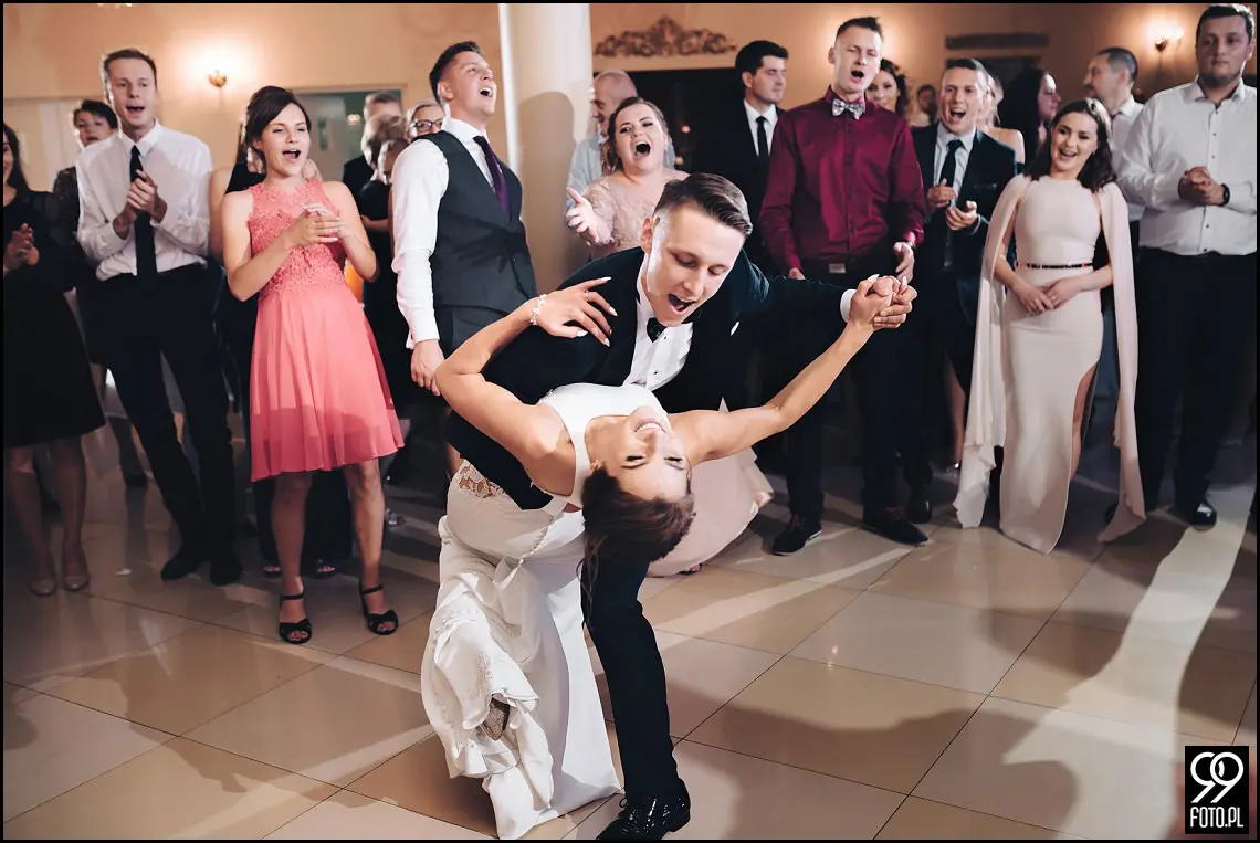 wesele glamour, ślub w stylu glamour, dworek fantazja skomielna biała