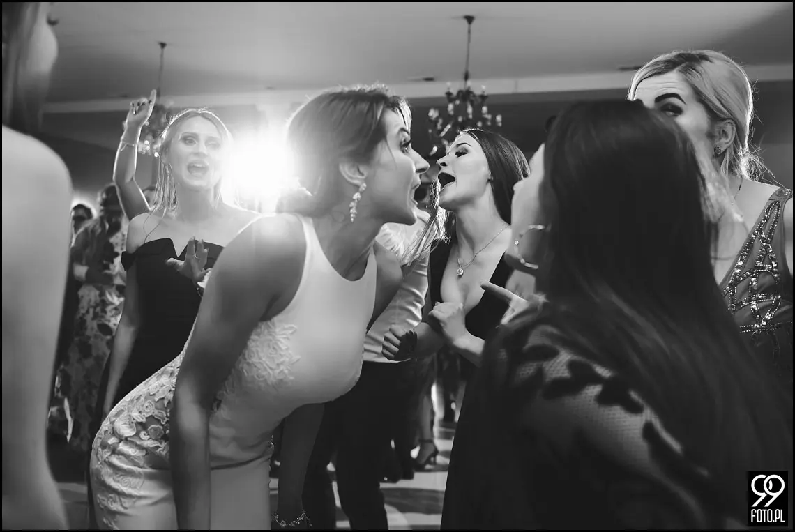 wesele glamour, ślub w stylu glamour, dworek fantazja skomielna biała