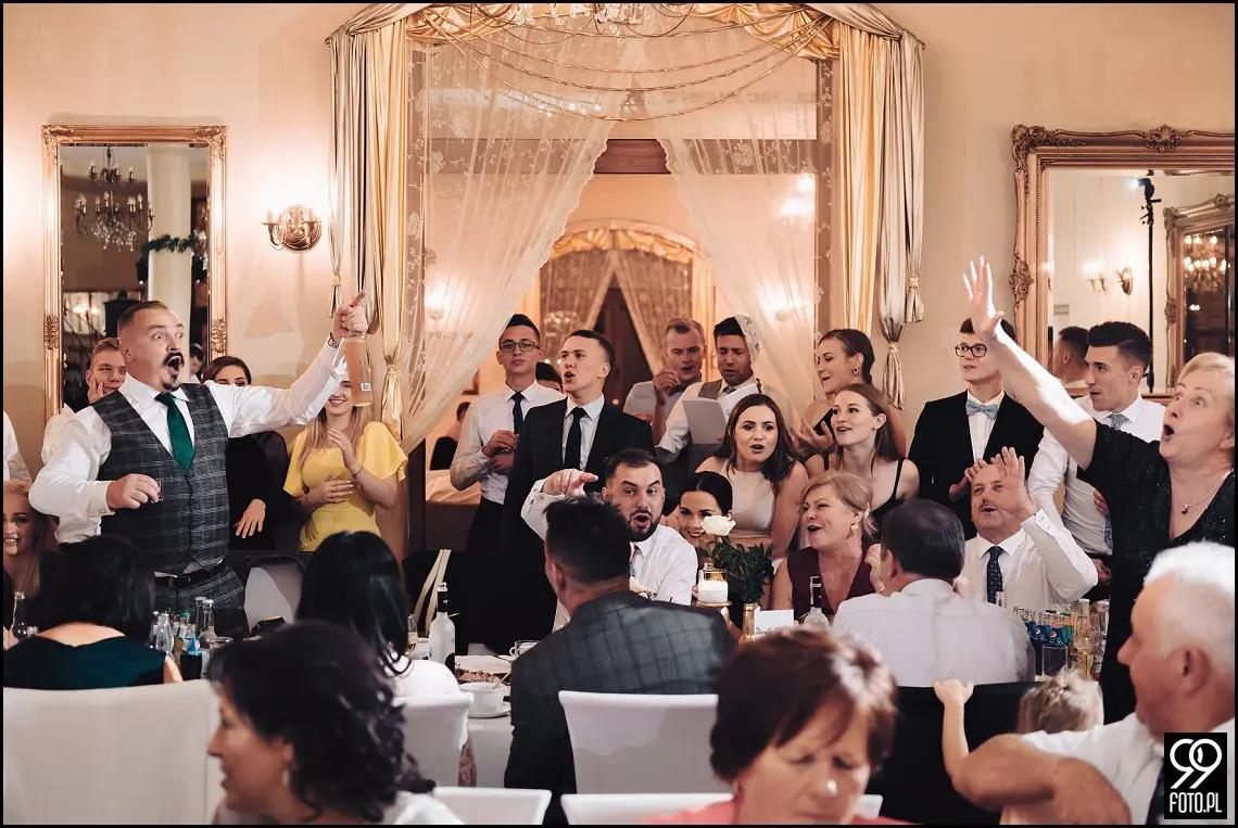 wesele glamour, ślub w stylu glamour, dworek fantazja skomielna biała