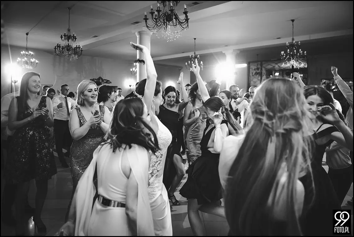 wesele glamour, ślub w stylu glamour, dworek fantazja skomielna biała