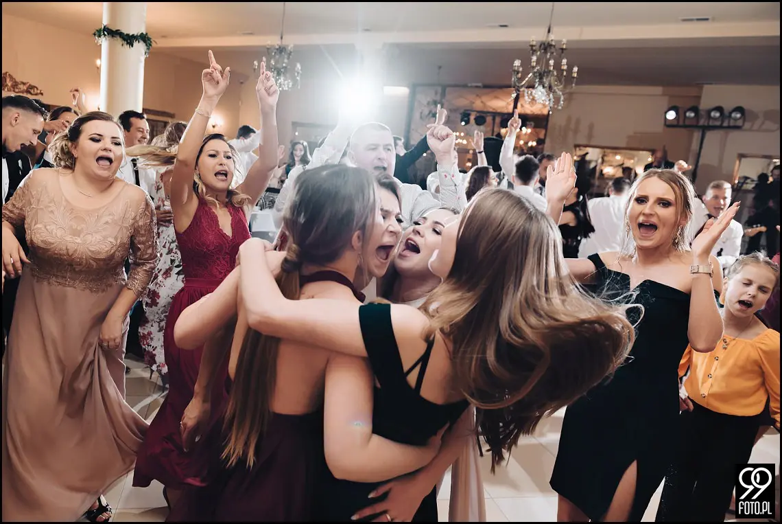 wesele glamour, ślub w stylu glamour, dworek fantazja skomielna biała