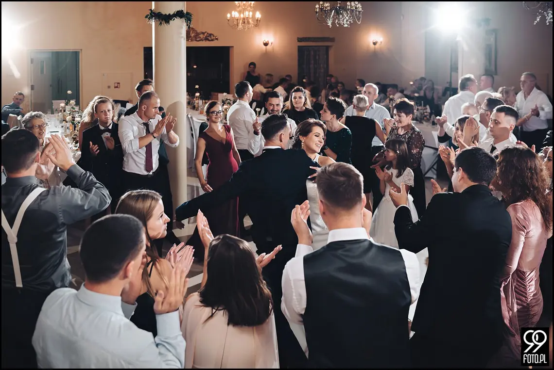 wesele glamour, ślub w stylu glamour, dworek fantazja skomielna biała