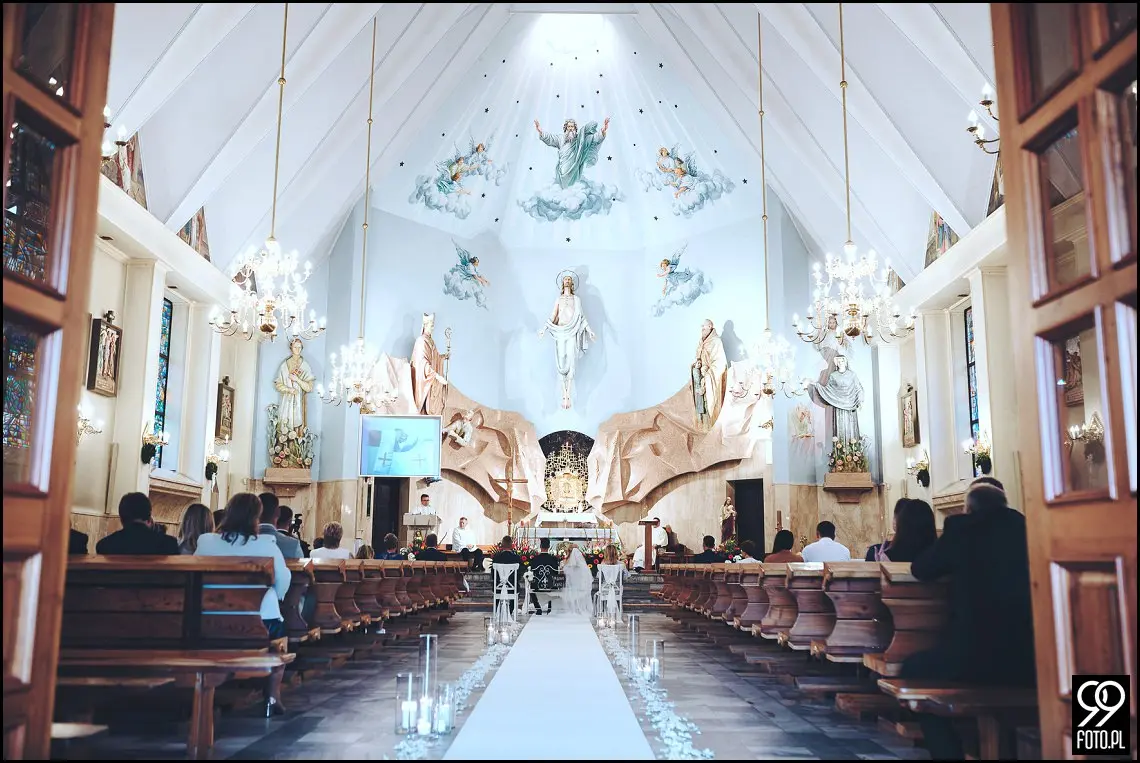 wesele w bystrej, ogród pełen lawendy klimontów, plener o zachodzie słońca