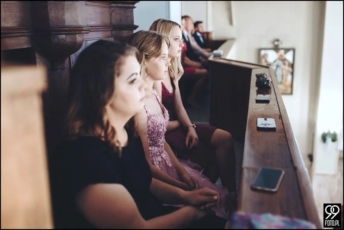 wesele w bystrej, ogród pełen lawendy klimontów, plener o zachodzie słońca