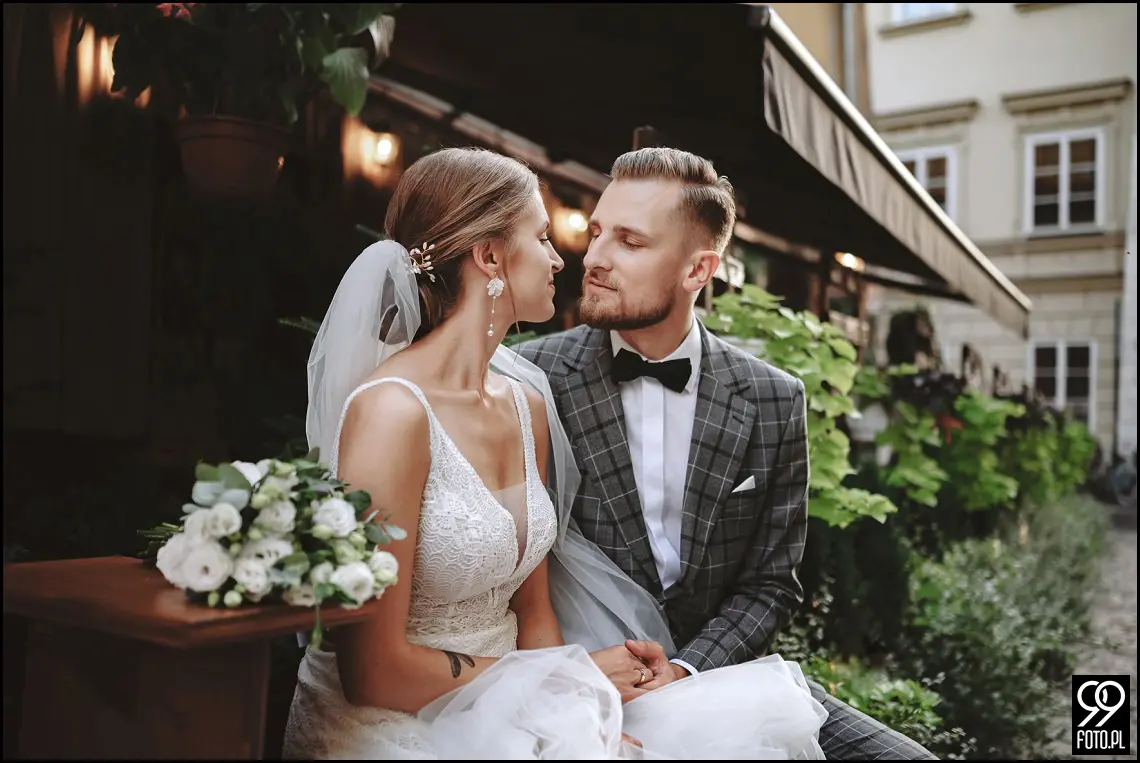 Sesja ślubna w Krakowie, Plener ślubny Sukiennice, Sky Bar Hotel Stary, Bulwary Wiślane