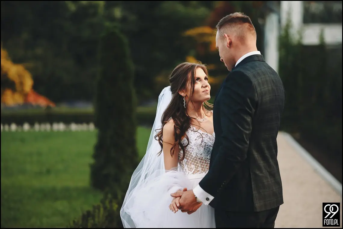 plener ślubny w Ogrodzie Botanicznym, zakochani w Krakowie, ślubna sesja zdjęciowa jesienią