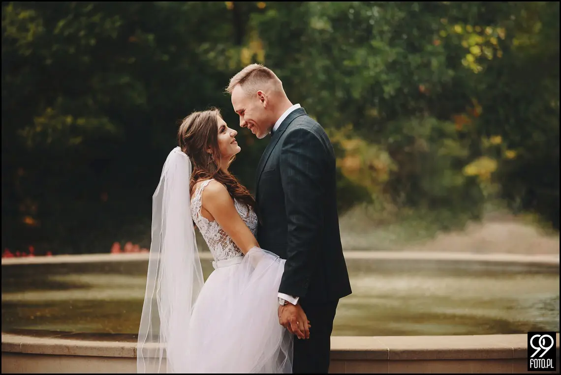 plener ślubny w Ogrodzie Botanicznym, zakochani w Krakowie, ślubna sesja zdjęciowa jesienią
