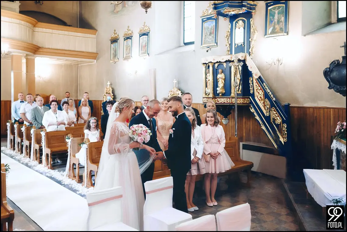 Dom Weselny Biała Perła, reportaż ślubny kraków, ślubna sesja zdjęcia, sala ślubna, wesele pod krakowem