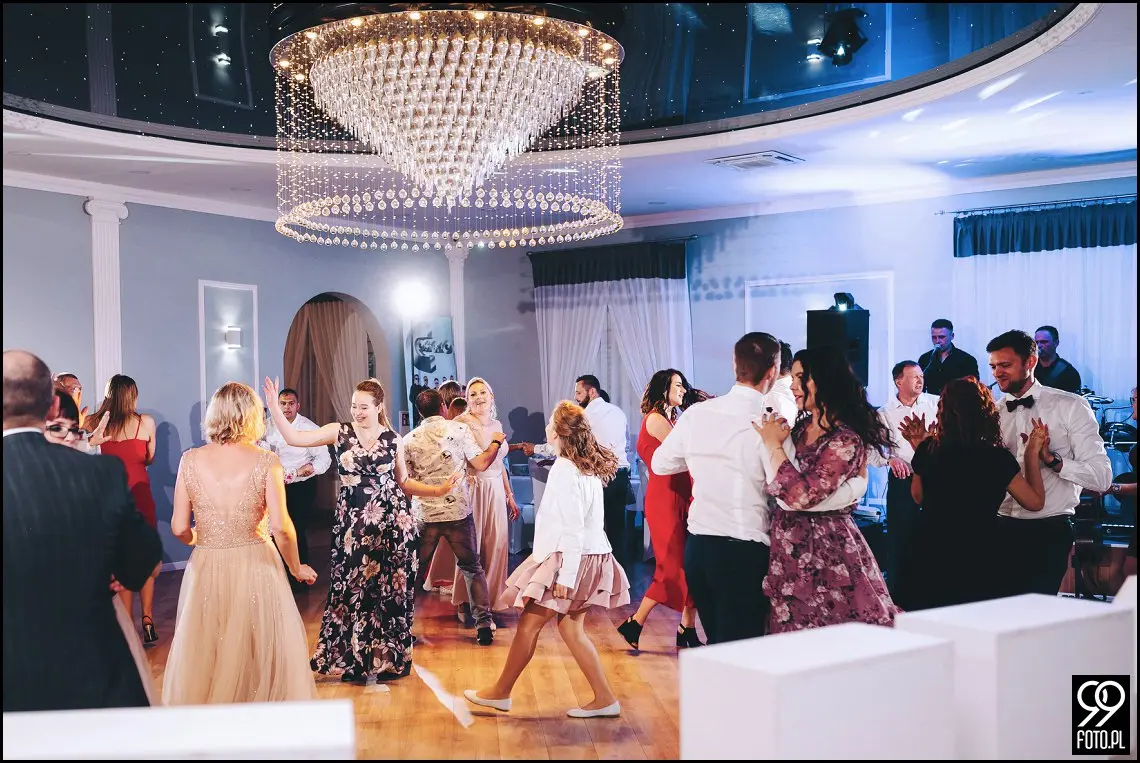 Dom Weselny Biała Perła, reportaż ślubny kraków, ślubna sesja zdjęcia, sala ślubna, wesele pod krakowem