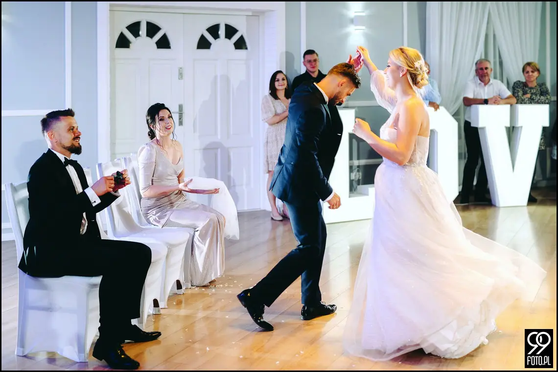 Dom Weselny Biała Perła, reportaż ślubny kraków, ślubna sesja zdjęcia, sala ślubna, wesele pod krakowem