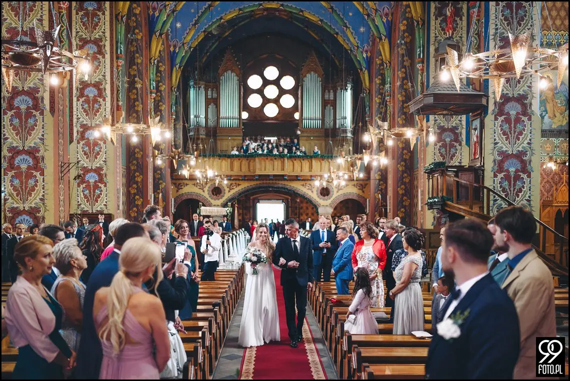 fotograf na wesele Rabka Zdrój, kościół św. Marii Magdaleny w Rabce, sala weselna Kabanos w Spytkowicach