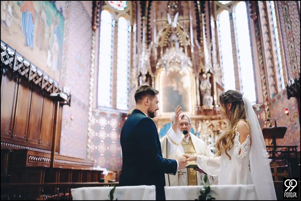 fotograf na wesele Rabka Zdrój, kościół św. Marii Magdaleny w Rabce, sala weselna Kabanos w Spytkowicach