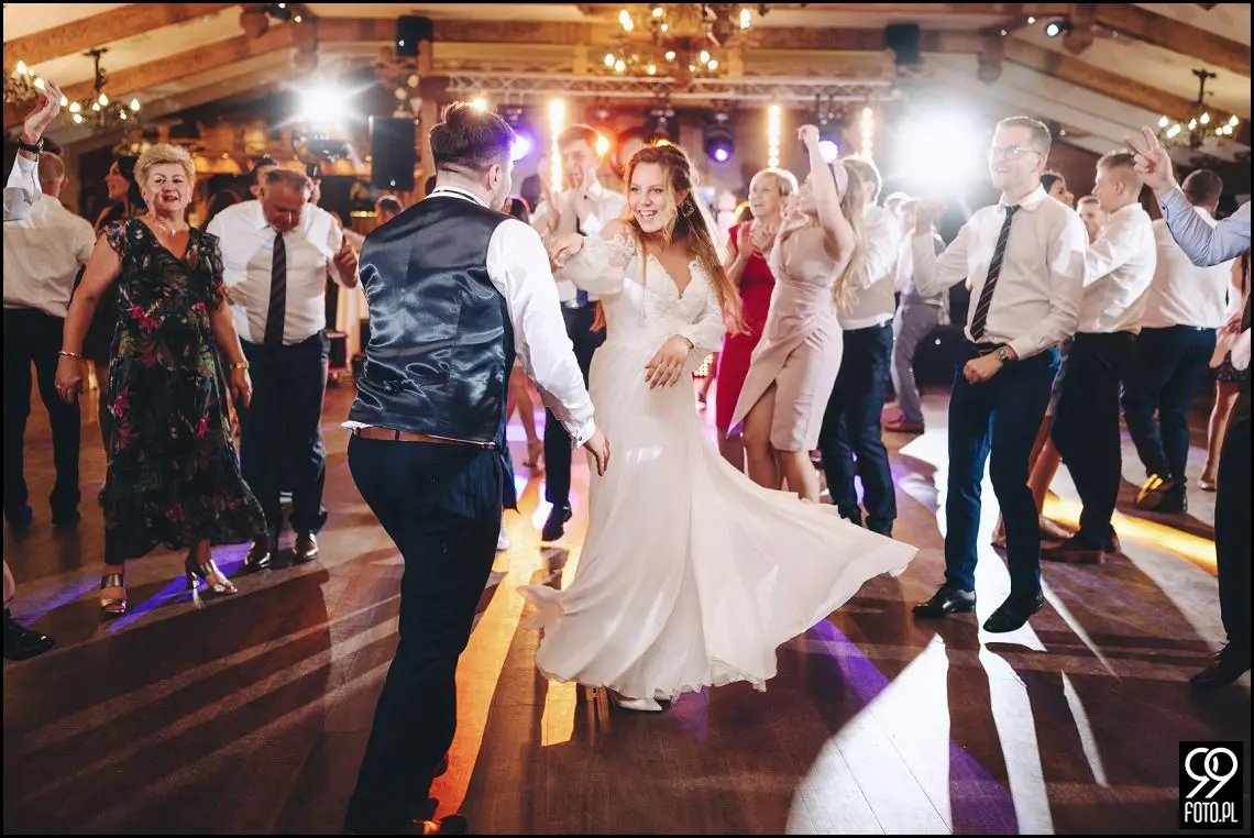 fotograf na wesele Rabka Zdrój, kościół św. Marii Magdaleny w Rabce, sala weselna Kabanos w Spytkowicach